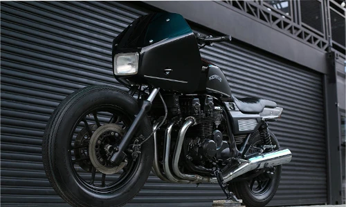 Soi xe môtô cảnh sát Honda CBX750 độ siêu lạ