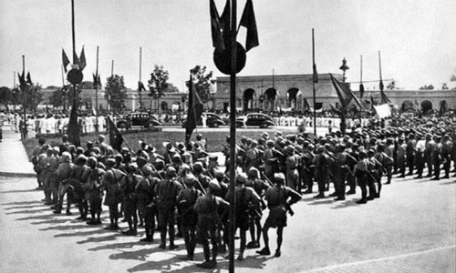 Xe nào vinh dự chở Bác Hồ trong ngày 2/9/1945?