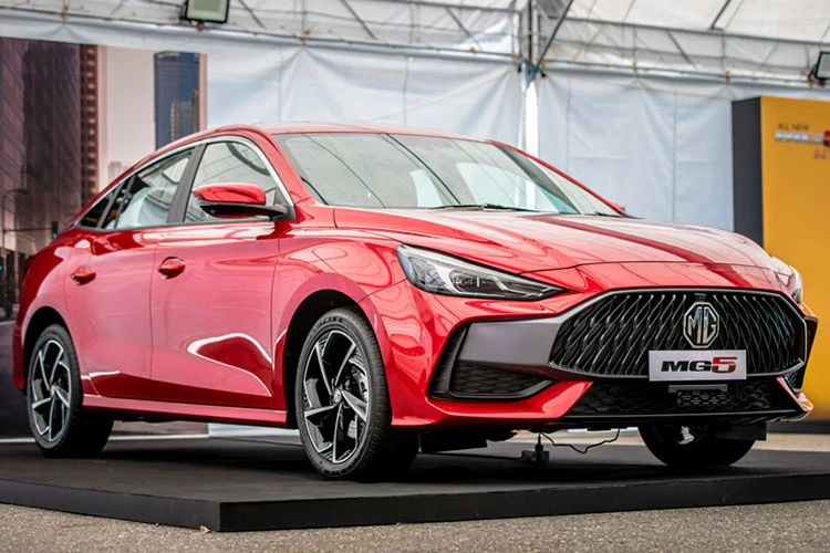 MG5 2021 "bằng xương, bằng thịt" hơn 400 triệu, sắp về Việt Nam