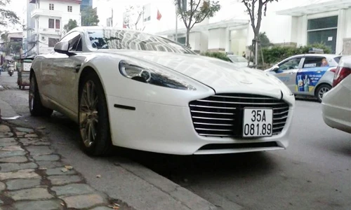 Siêu xe Aston Martin 10 tỷ "biển rởm" của đại gia Ninh Bình