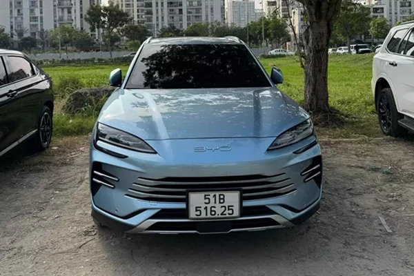 Cận cảnh BYD Sealion 6 "bằng xương bằng thịt" tại Việt Nam