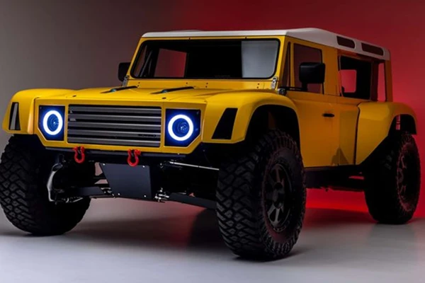 Land Rover cổ điển công suất 1.100 mã lực, giá bán tới 36 tỷ đồng