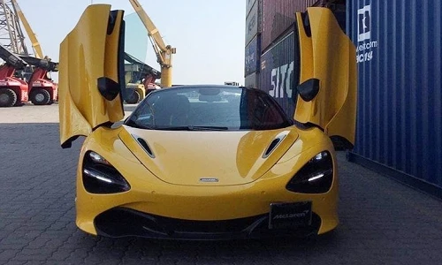 McLaren 720S Spider hơn 23 tỷ, màu độc nhất Việt Nam thông quan