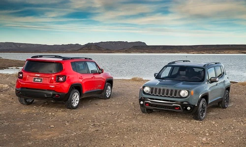 “Kẻ nổi loạn” Jeep Renegade 2015 cuốn hút mọi góc nhìn