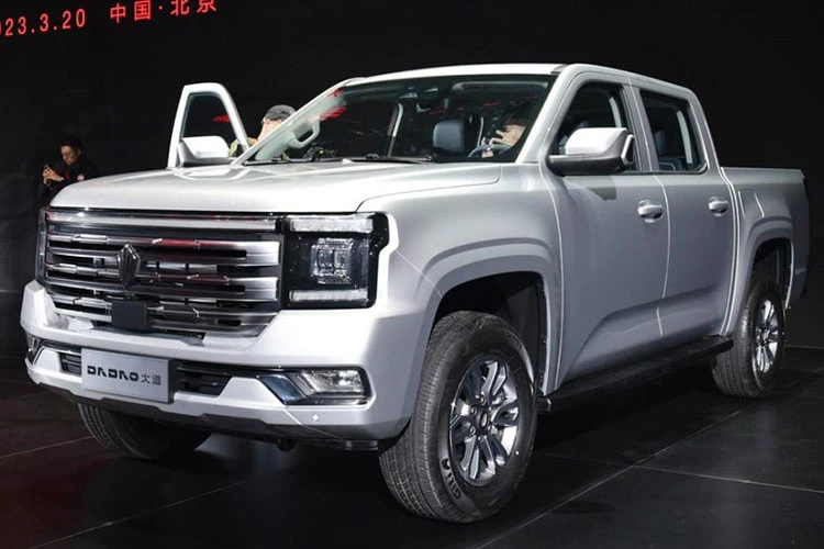 JMC Dadao - bán tải Trung Quốc sử dụng động cơ Ford ra mắt