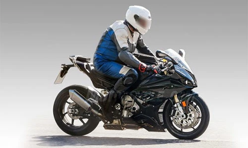 Lộ ảnh nóng siêu môtô BMW S1000RR 2019 mới