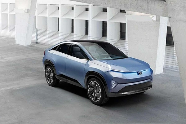 Tata Curvv - chiếc concept SUV lai coupe chạy điện đầy phong cách