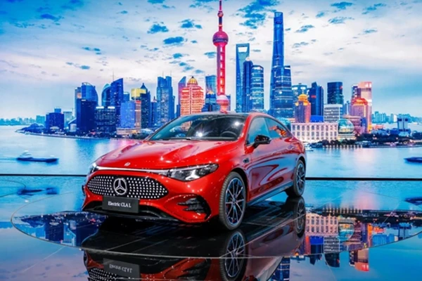 Mercedes-Benz CLA L 2025 ra mắt tại Triển lãm Ô tô Thượng Hải
