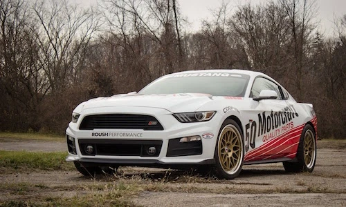 Ford Mustang phong cách xe đua hoài cổ "siêu độc đáo"