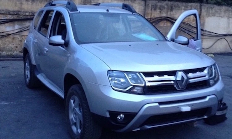 Loạt xe giá rẻ vừa được Renault đưa về Việt Nam có gì?