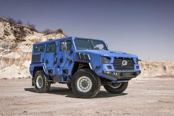 Paramount Maatla 2022 - SUV bọc thép chống đạn có thể “biến hình”