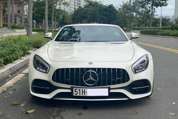 Ngắm Mercedes-AMG GT Roadster hơn 10 tỷ độc nhất Việt Nam