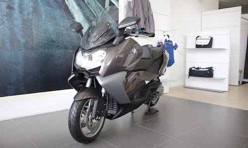 “Siêu môtô tay ga” BMW C650GT giá 568 triệu tại Việt Nam