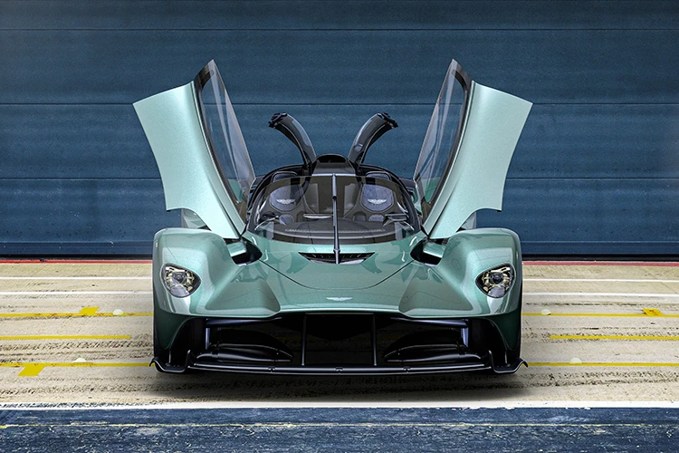 Aston Martin Valkyrie Spider mui trần hơn 78 tỷ đồng đã có chủ
