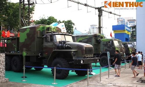 Soi trực tiếp dàn xe đặc chủng, “hàng khủng” Việt Nam 