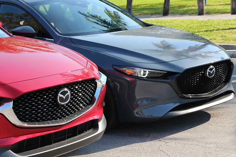 Mazda3 và CX-30 2023 trình làng, thêm động cơ 2.0L tiết kiệm xăng