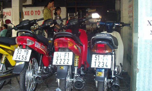 Dàn Honda Wave biển tứ quý “siêu khủng” tại VN