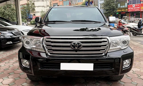 Toyota Land Cruiser chạy 12 năm "thét giá" gần 2 tỷ ở Hà Nội