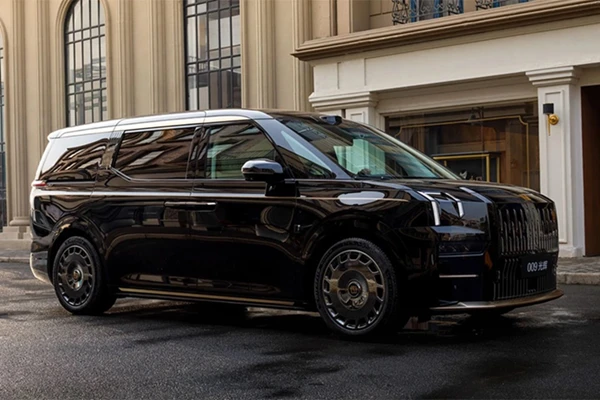 Zeekr 009 Grand Collector Edition - MPV hơn 3,1 tỷ mạ vàng 24K