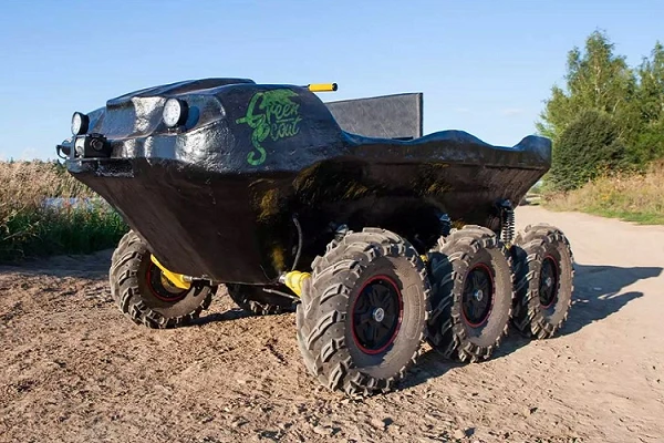 Green Scout - ATV lưỡng cư 6 bánh chạy điện hơn 230 triệu đồng