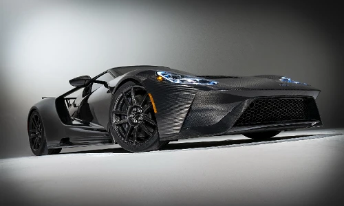 Ford GT âm thầm được nâng cấp "đấu" Chevrolet Corvette C8