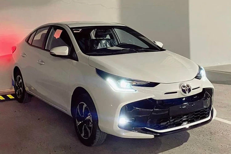 Đây là Toyota Vios 2023 giá rẻ "bằng xương, bằng thịt" tại Việt Nam 