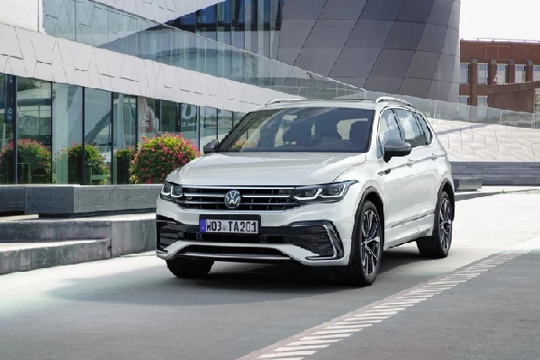 Volkswagen Tiguan Allspace 2021 nâng cấp thiết kế và công nghệ