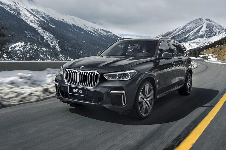  BMW X5 Li 2024 - SUV hạng sang hơn 2 tỷ đồng bán "sát vách" Việt Nam