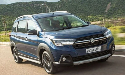 Suzuki XL7 giá rẻ sắp về Việt Nam đấu Mitsubishi Xpander?