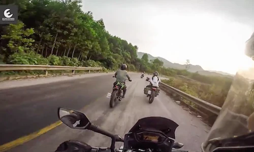 Những cung đường Việt Nam qua lăng kính các bikers trẻ