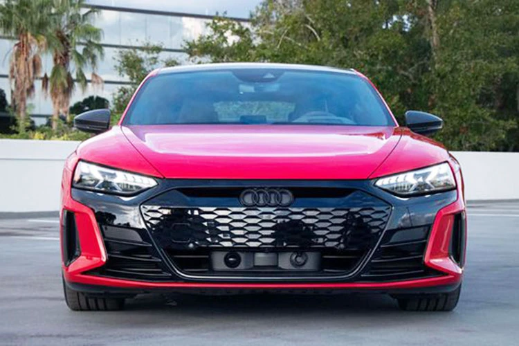 Audi RS e-tron GT 2023 - xe điện tiền tỷ hiệu suất cao sắp về Việt Nam