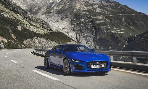 Xe thể thao Jaguar F-Type 2021 mới hơn 1,6 tỷ đồng