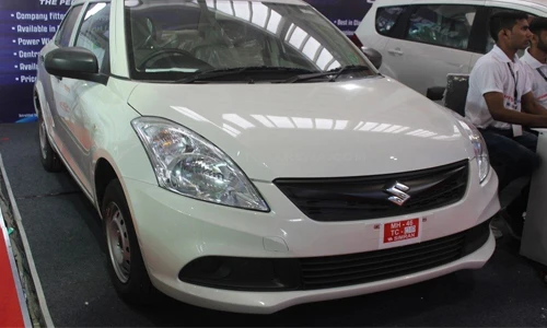 Cận cảnh ôtô siêu rẻ Suzuki Tour S giá chỉ 186 triệu