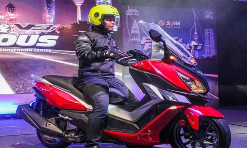 Xe ga SYM CRUiSYM 250i 2018 giá từ 117 triệu đồng