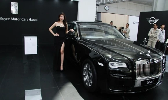 Chi tiết siêu xe sang Rolls-Royce Ghost Series II 19 tỷ tại VN