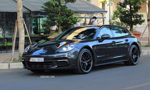"Soi" Porsche Panamera 4 Sport Turismo hơn 6 tỷ ở Sài Gòn
