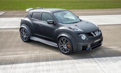 Sốc với “quái vật mini” Nissan Juke-R 2.0 600 mã lực