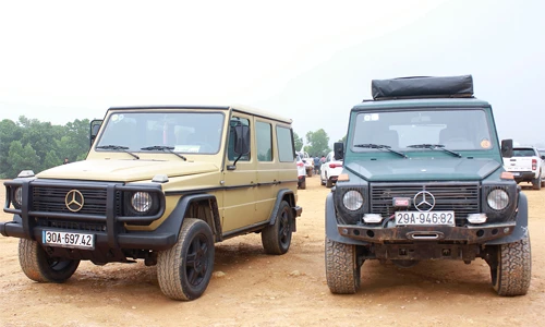 Cặp đôi “vua địa hình” Mercedes 290GD hàng hiếm tại VN