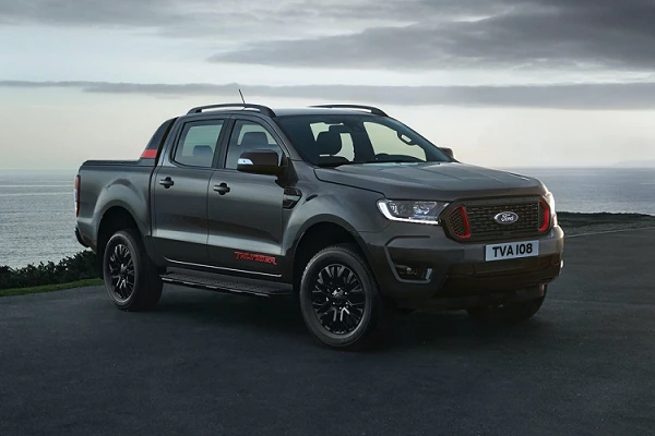 Ford Ranger Thunder 2020 từ 926 triệu đồng có gì đặc biệt?