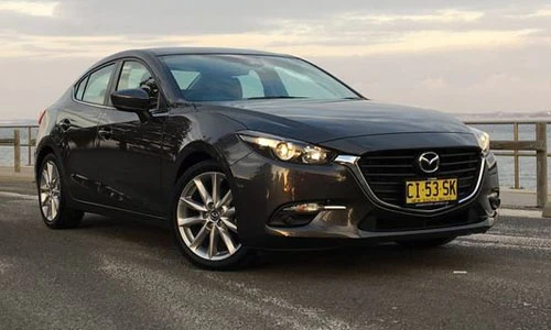 Top xe ôtô tầm trung dành cho người mới lái 