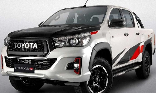 Siêu bán tải Toyota GR Hilux ra mắt, "đấu" Ford Ranger Raptor