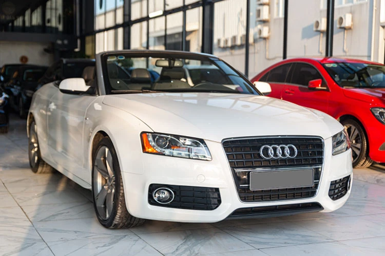 Audi A5 Cabriolet chạy 13 năm rao bán hơn 1,1 tỷ ở Hà Nội