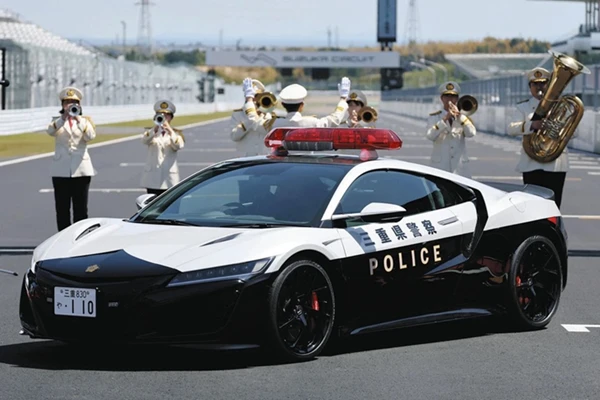 Tận thấy Honda NSX hơn 4,5 tỷ "đặc vụ" của cảnh sát Nhật