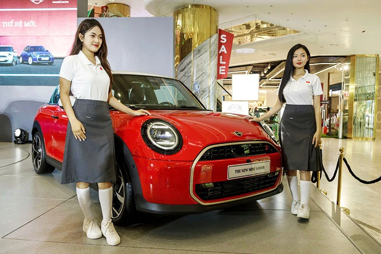 MINI Cooper 2025 ra mắt Việt Nam, từ 2,099 tỷ đồng