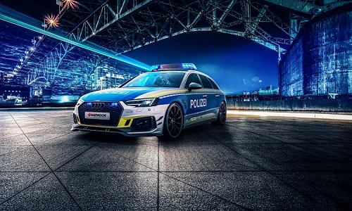 Audi RS4 Avant "biến hình" xe cảnh sát với gói độ ABT