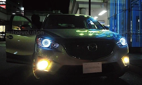 Mazda CX-5 “độ” đèn Angel Eyes đẳng cấp như xe sang