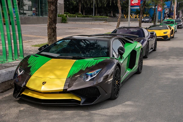 Lamborghini Aventador SV hơn 30 tỷ vừa về Việt Nam đã "bị lột xác"