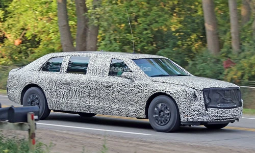 Siêu xe Cadillac mới của Tổng thống Donald Trump lộ diện