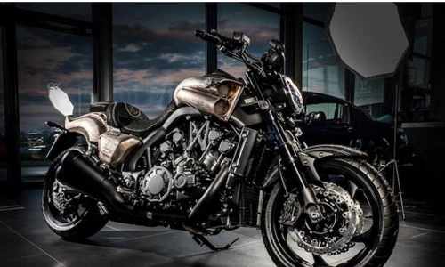 “Ma tốc độ” Yamaha Vmax độ siêu độc của Carlex Design
