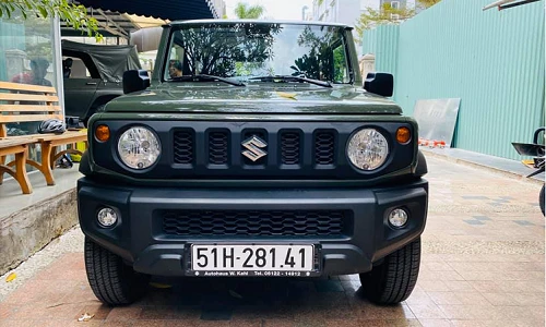 Suzuki Jimny mất hơn 1,5 tỷ để lăn bánh tại Sài Gòn